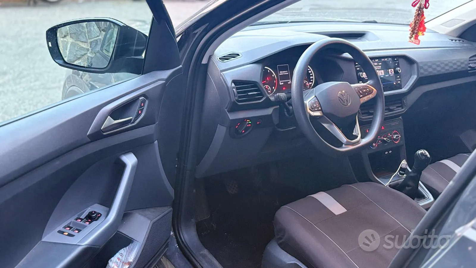 Volkswagen T-Cross 2021 photo 3