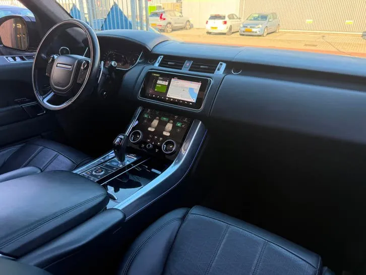 Land Rover Range Rover Sport 2019 photo 2