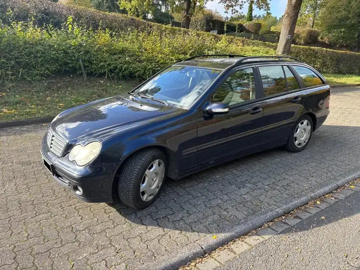 Mercedes-Benz C180