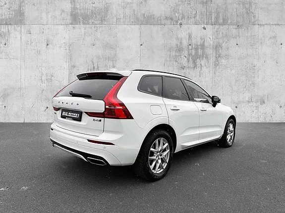 Volvo Xc60 2020 photo 2