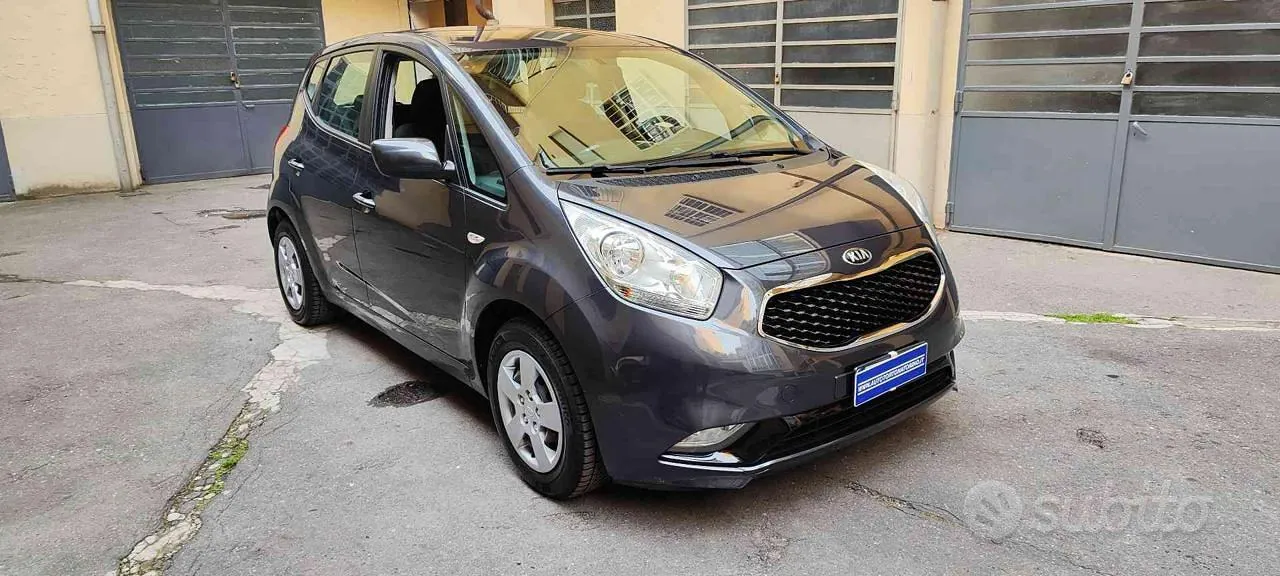 Kia Venga 2019 photo 2
