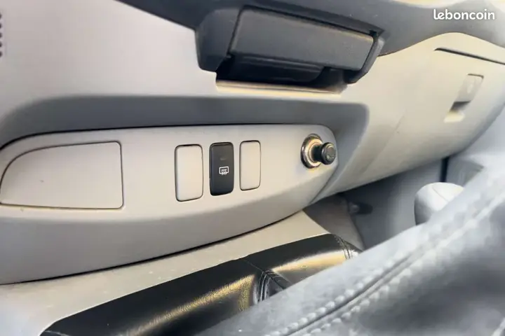 Toyota Hilux 2011 photo 4