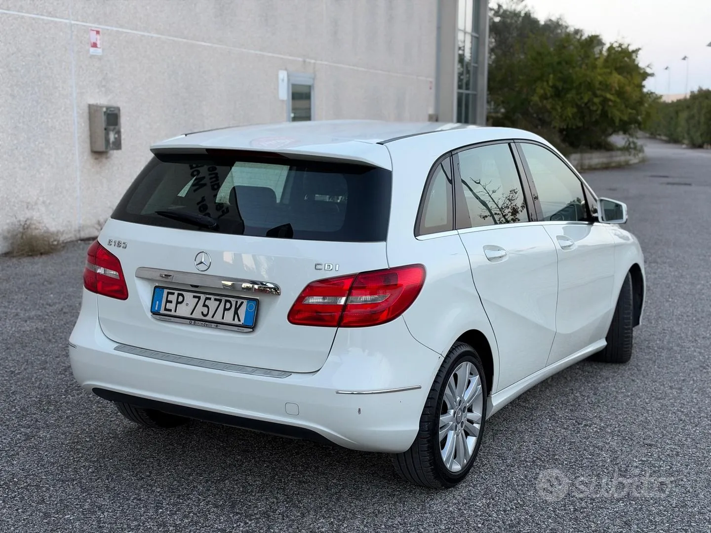 Mercedes-Benz B 180 Cdi Executive 2012 photo 5