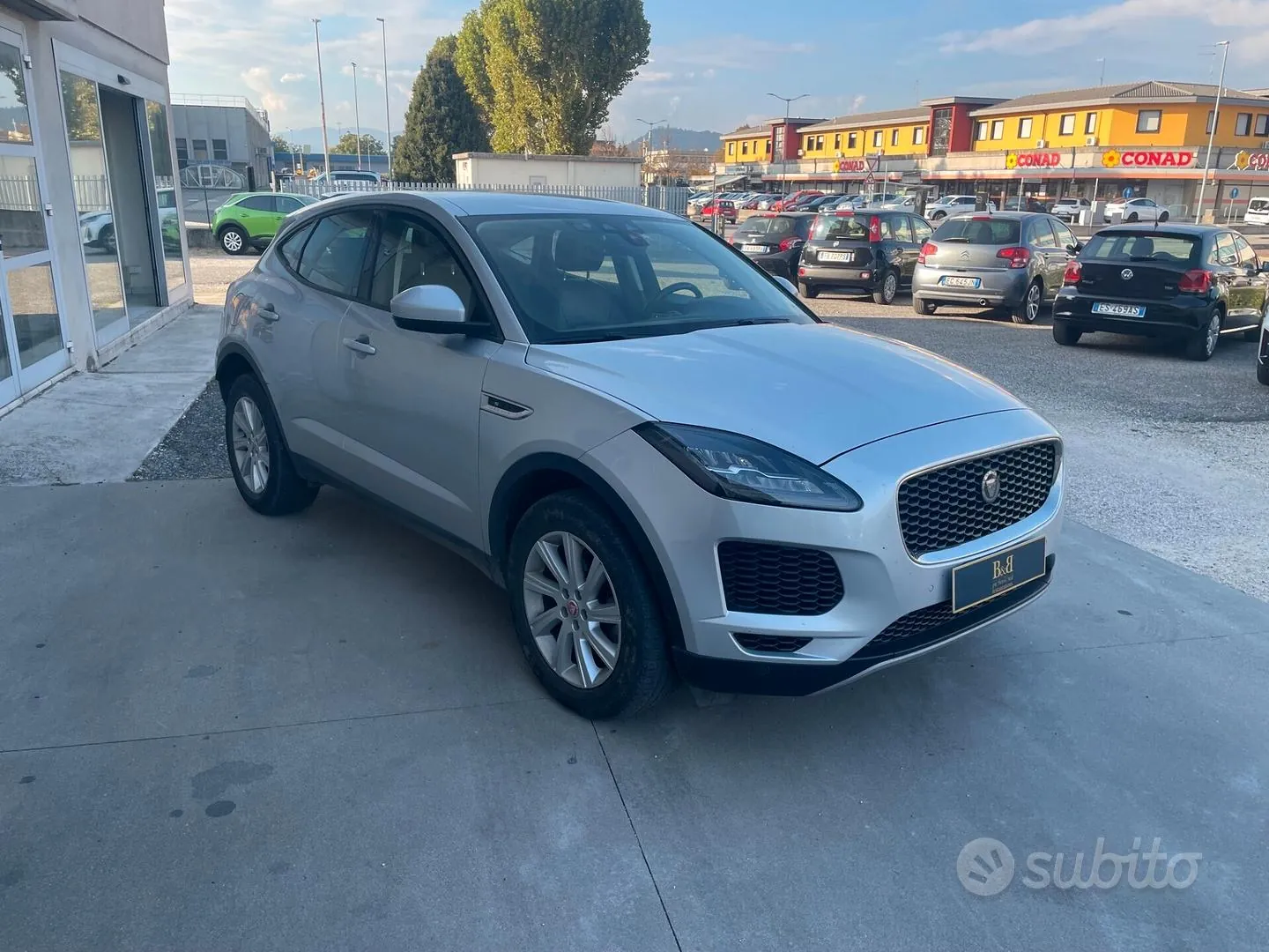 Jaguar E-Pace 2018 photo 5