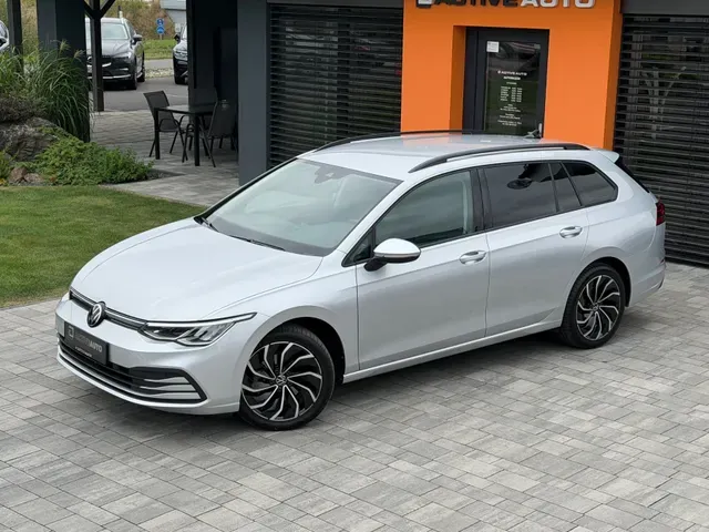 Volkswagen Golf Variant 2022 photo 3