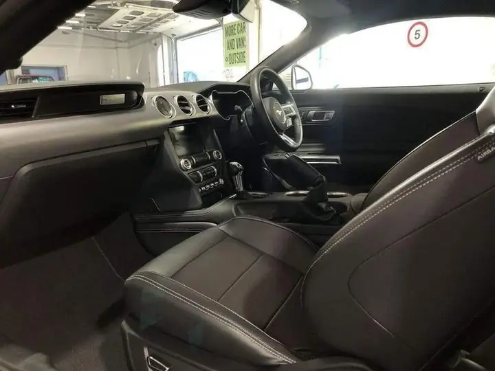 Ford Mustang 2020 photo 5