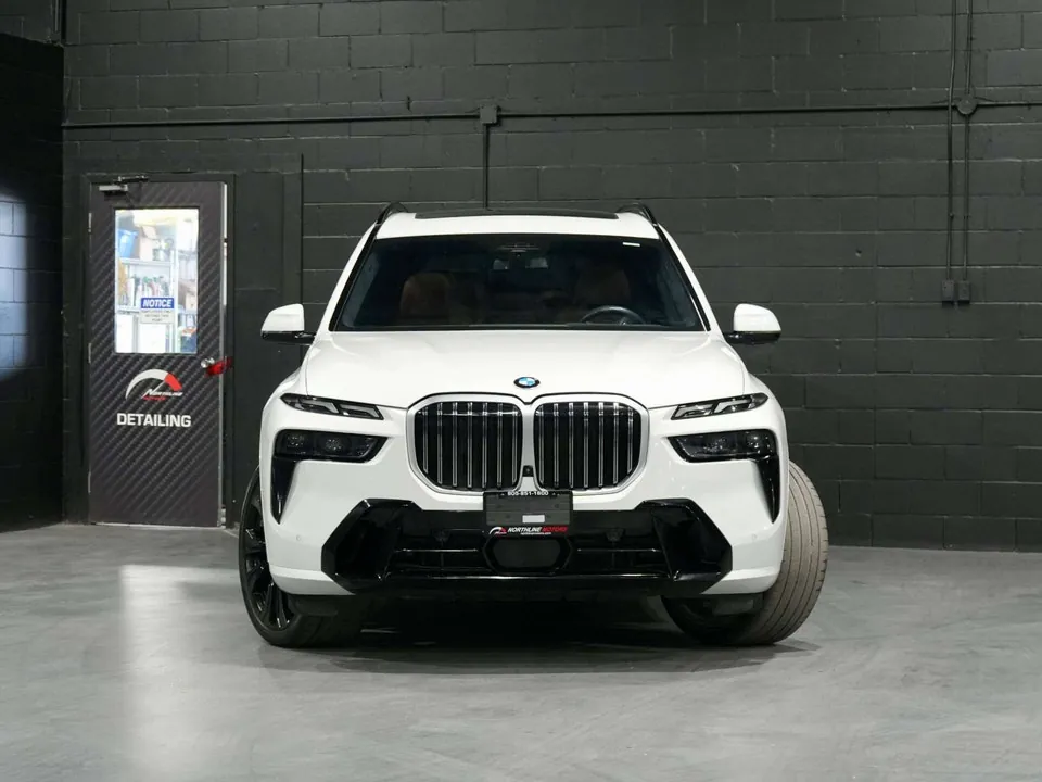 BMW X7 2023 photo 3