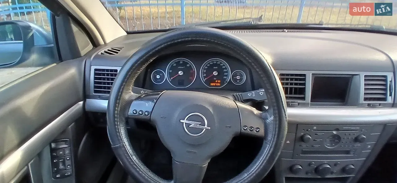 Opel Vectra 2004 photo 5