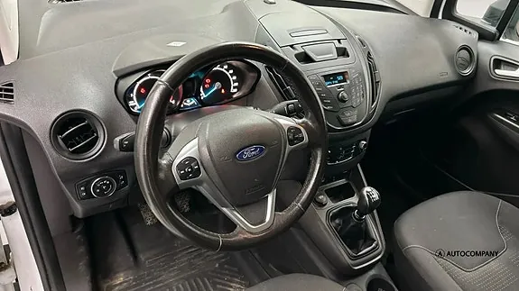 Ford Transit Courier 2021 photo 5