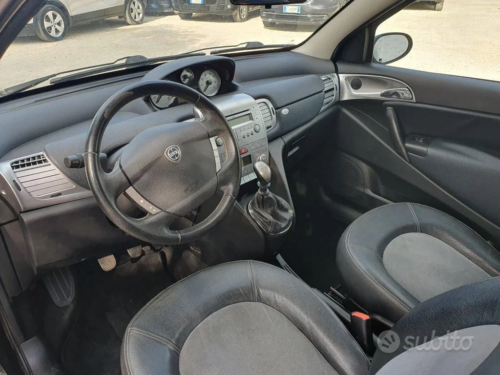 Lancia Ypsilon 2008 photo 4