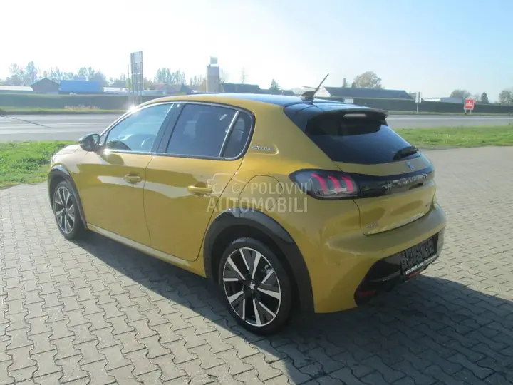 Peugeot 208 2019 photo 3