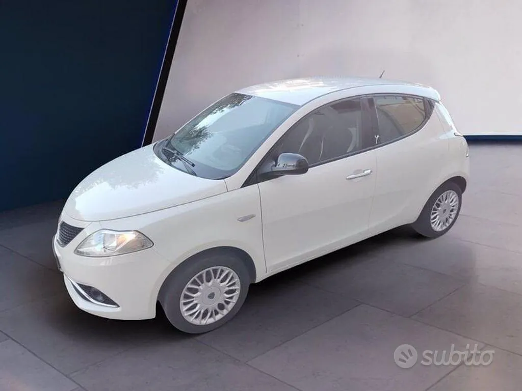 Lancia Ypsilon 2017 photo 4