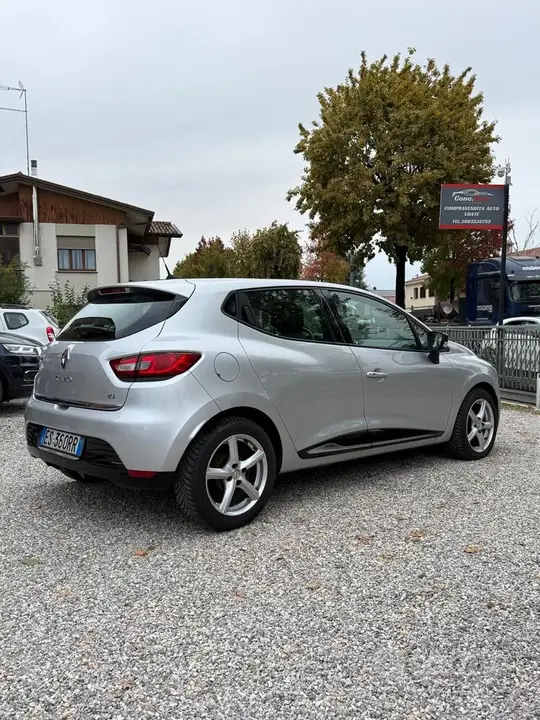 Renault Clio 2013 photo 5