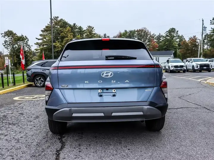 Hyundai Kona 2025 photo 4