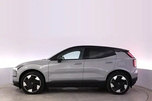 Volvo Ex30 2025 photo 2