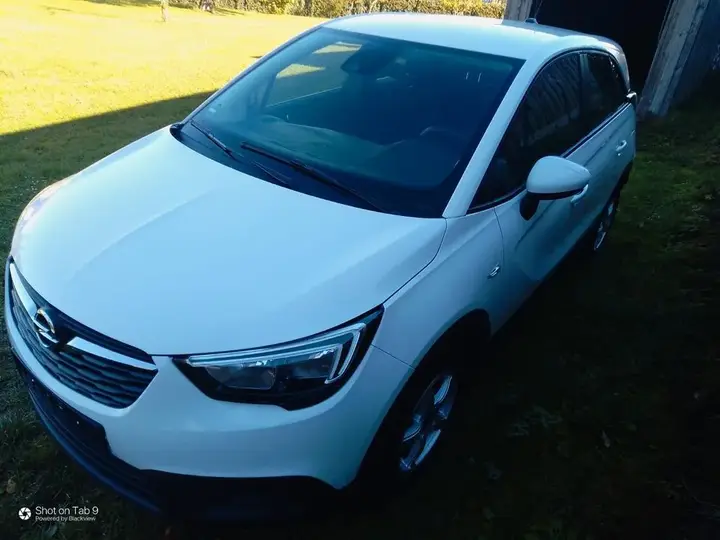 Opel Crossland X