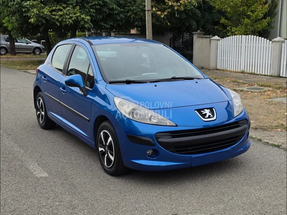 Peugeot 207 2007 photo 4