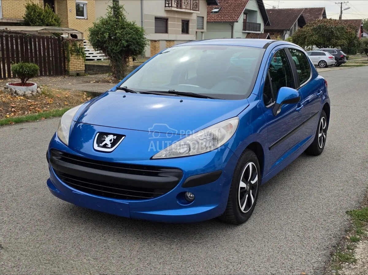 Peugeot 207 2007 photo 5