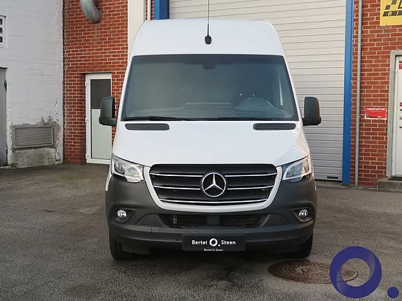 Mercedes-Benz Sprinter 317 2023 photo 2