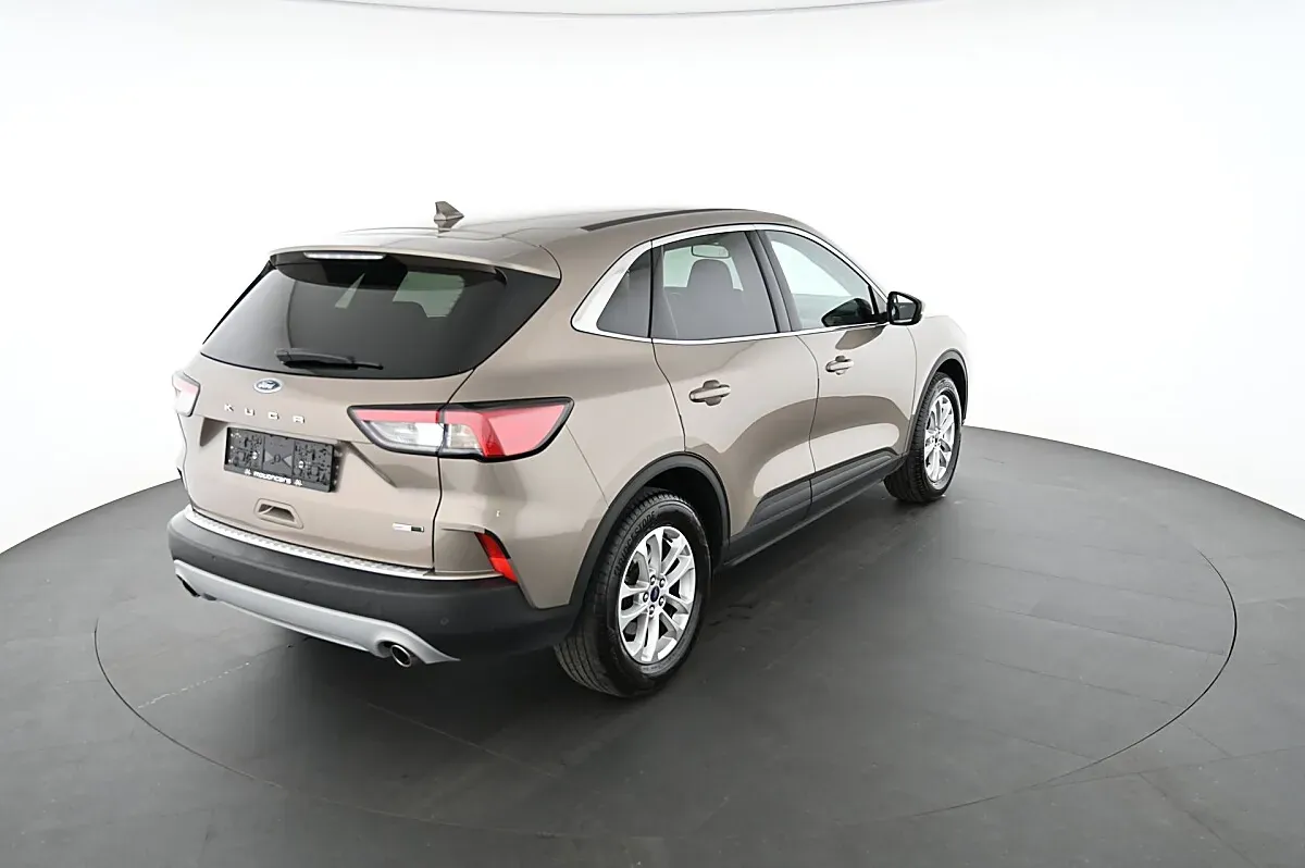 Ford Kuga 2020 photo 2