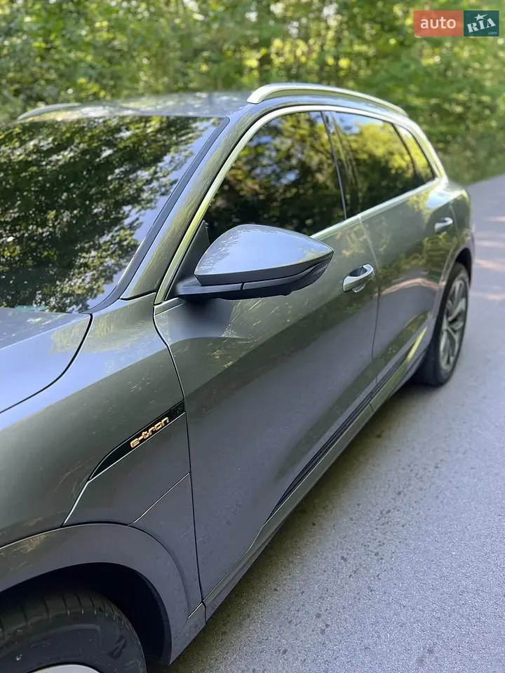 Audi E-Tron 2020 photo 5