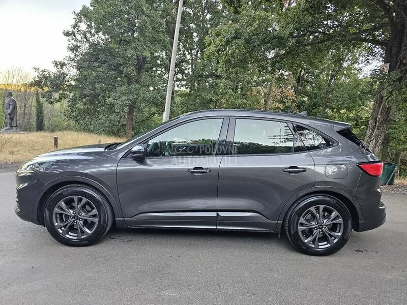 Ford Kuga 2022 photo 3