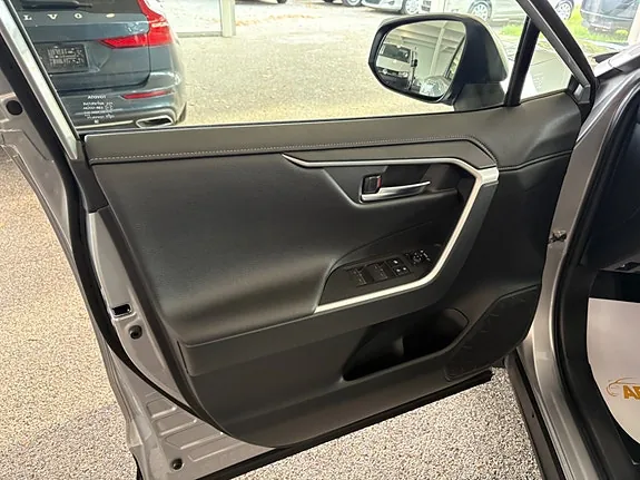 Toyota Rav4 2024 photo 5