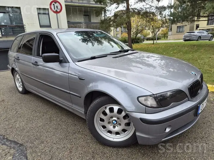 BMW 320