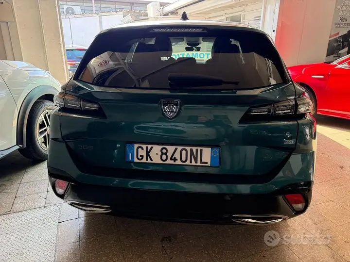 Peugeot 308 2022 photo 2