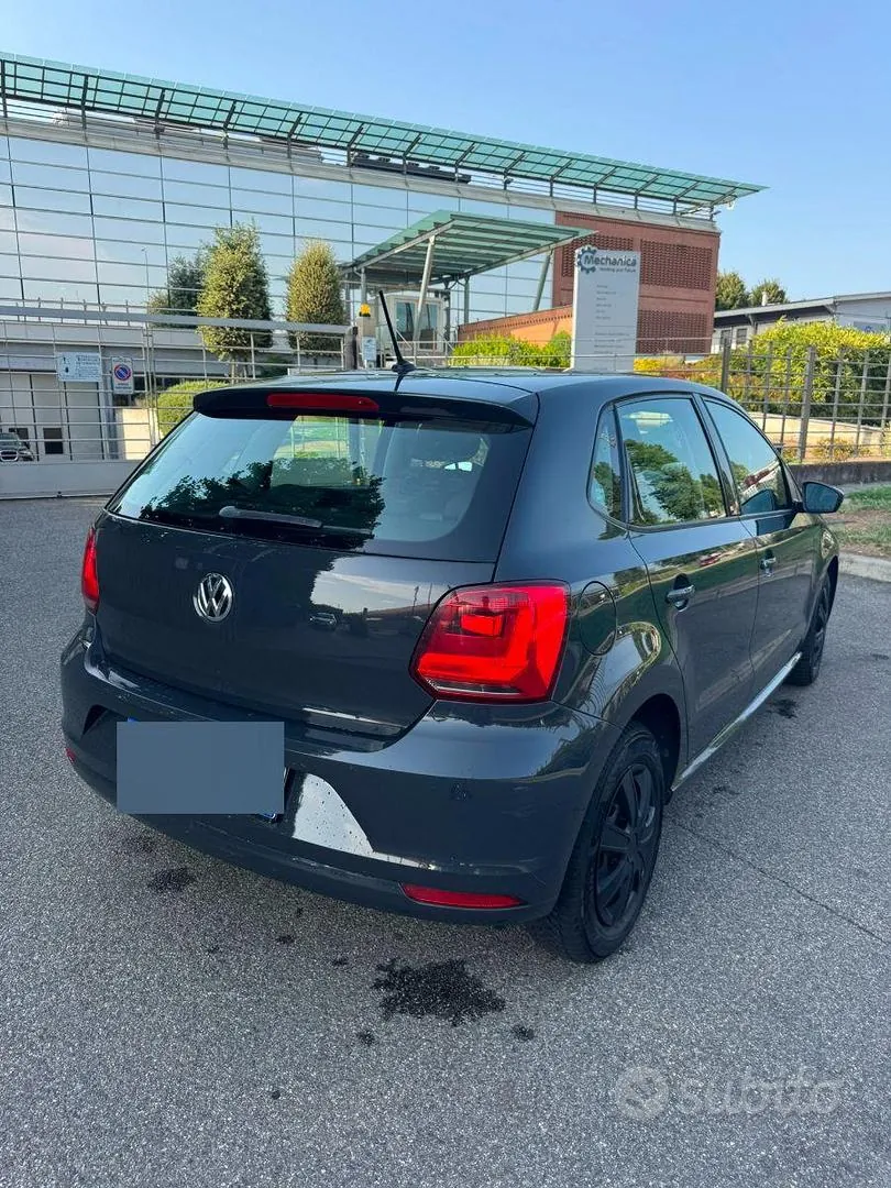 Volkswagen Polo 2014 photo 2