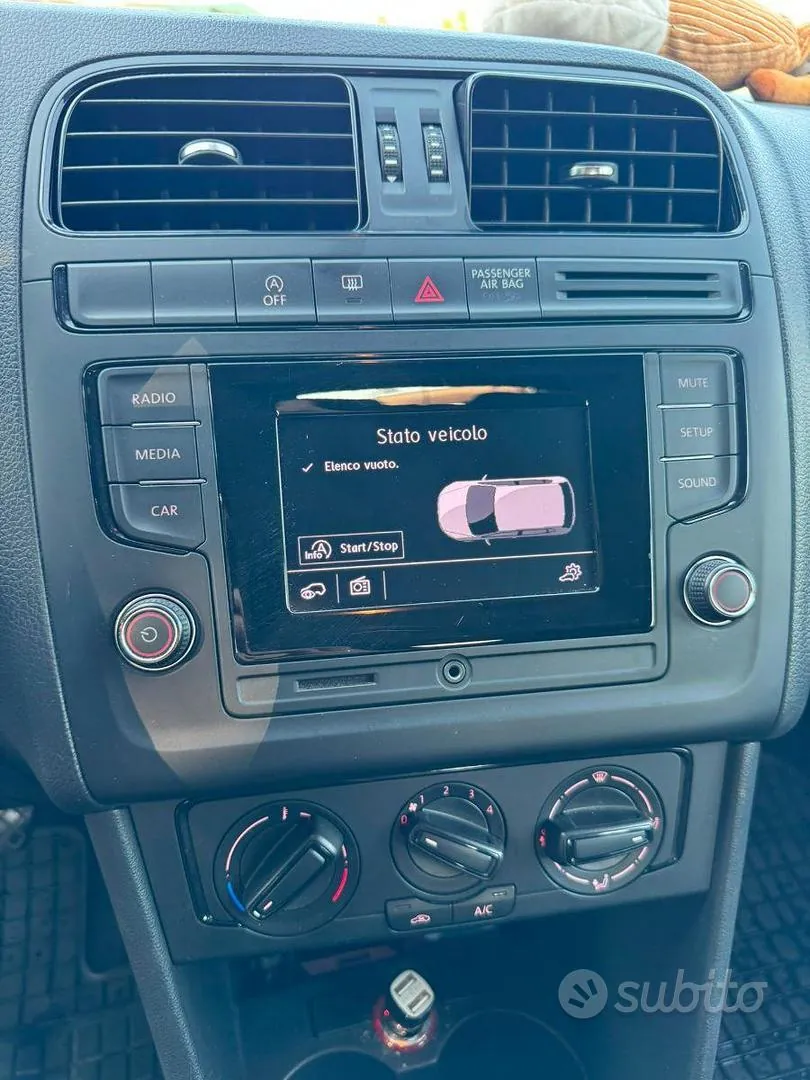 Volkswagen Polo 2014 photo 3