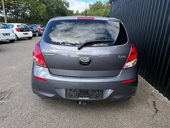 Hyundai I20 2015 photo 3