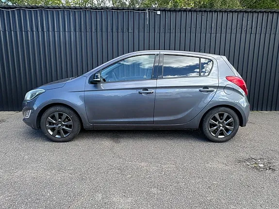 Hyundai I20