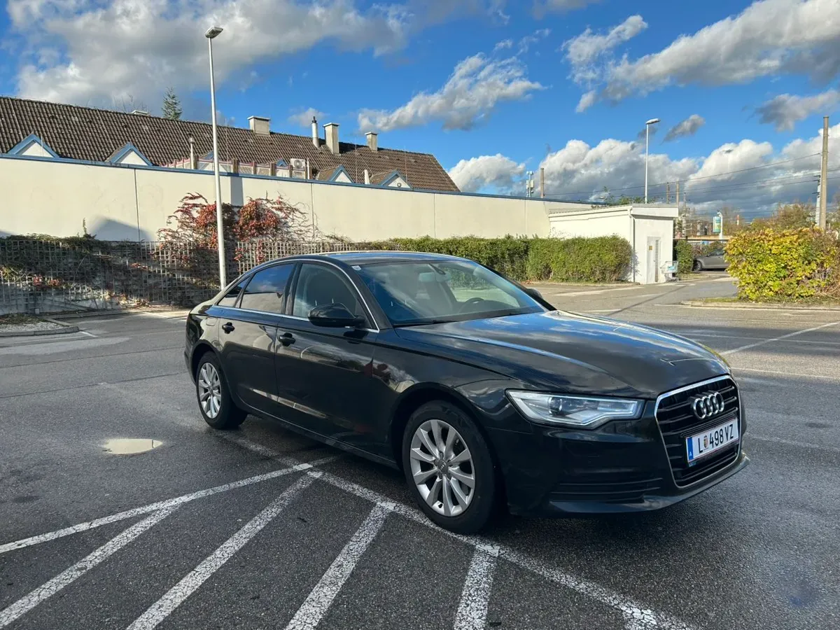 Audi A6 2011 photo 2
