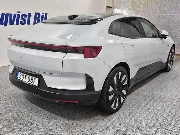 Polestar 4 2025 photo 4