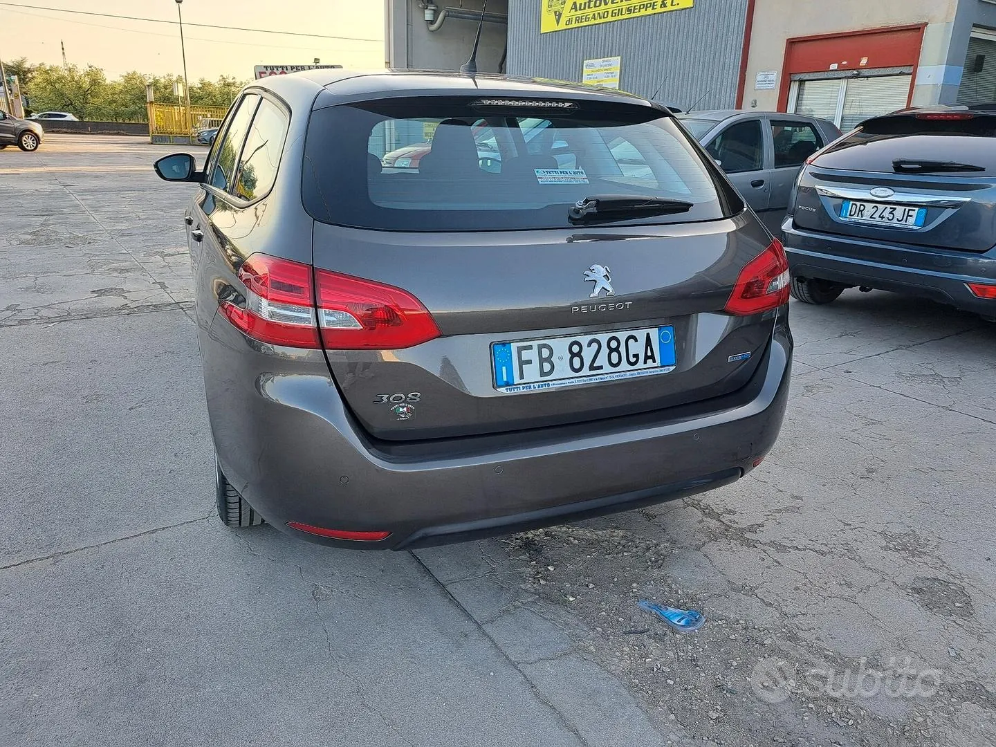 Peugeot 308 2015 photo 4