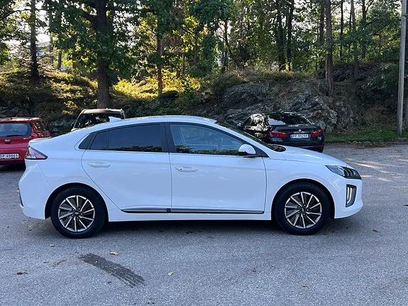 Hyundai Ioniq 2022 photo 4