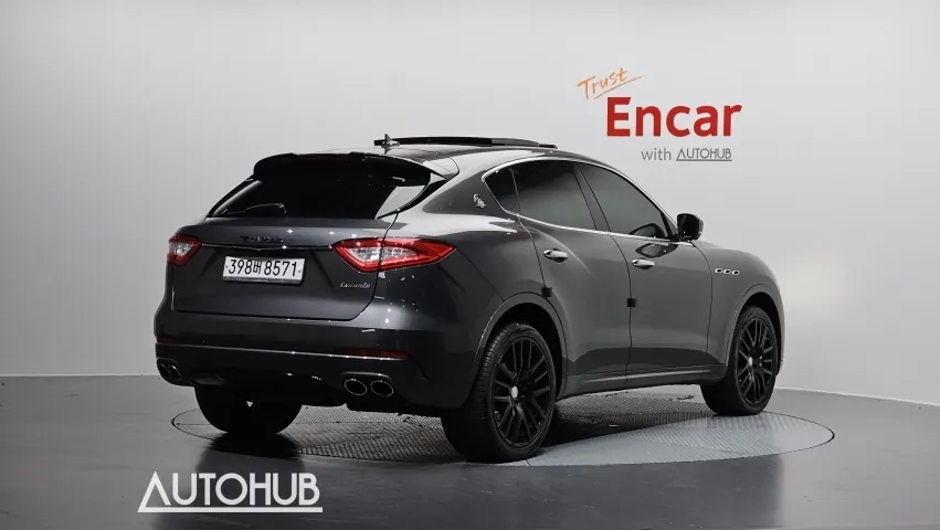 Maserati Levante 2016 photo 2