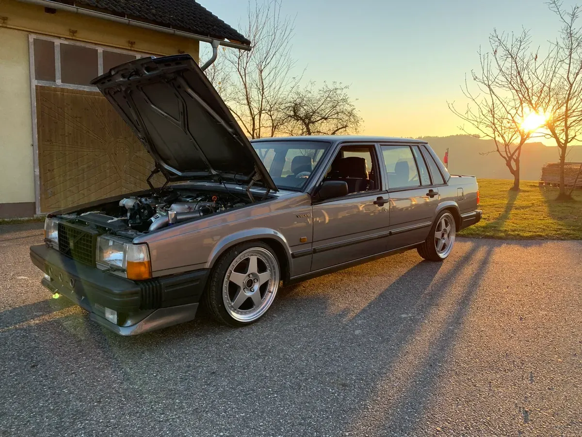Volvo Serie 700 1988 photo 2