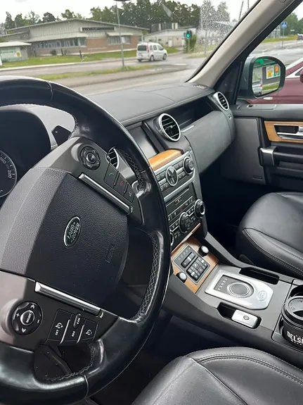 Land Rover Discovery 2014 photo 5
