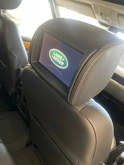 Land Rover Discovery 2014 photo 2