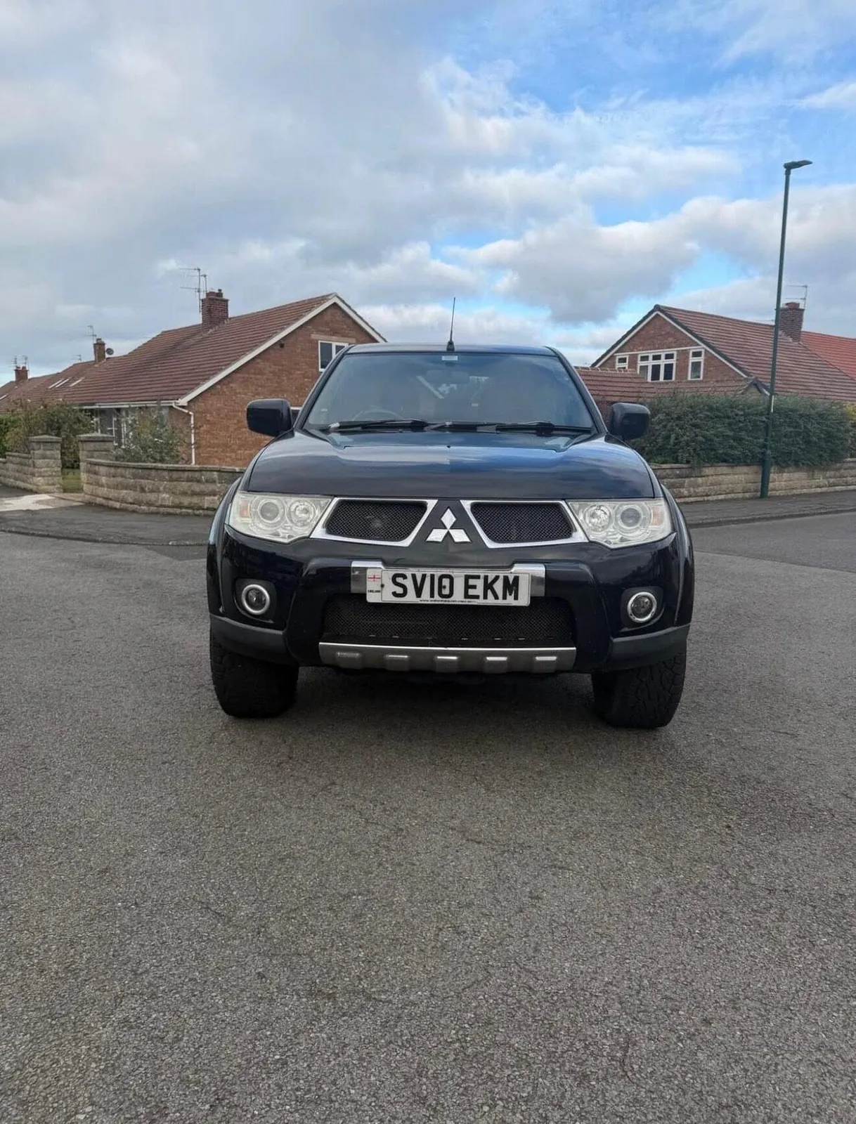 Mitsubishi L200 2010 photo 2