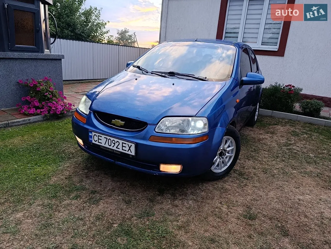 Chevrolet Aveo 2005 photo 2
