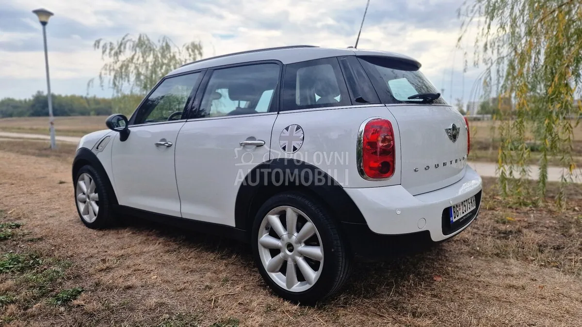 Mini Countryman 2015 photo 3