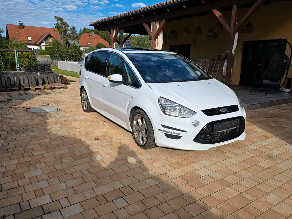 Ford S-Max
