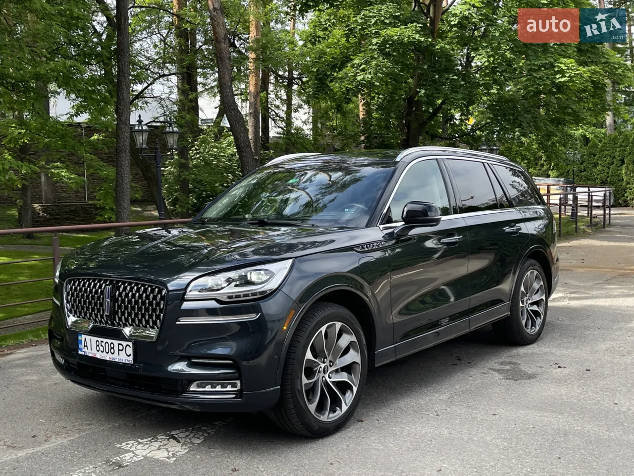 Lincoln Aviator 2022 photo 2