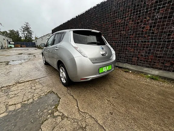 Nissan Leaf 2016 photo 4