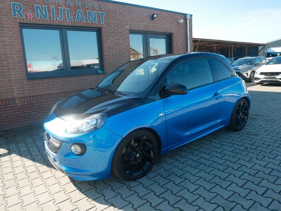 Opel Adam