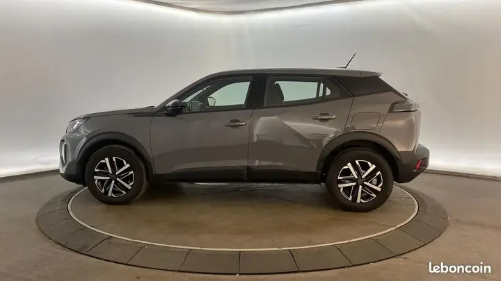 Peugeot 2008 2024 photo 3
