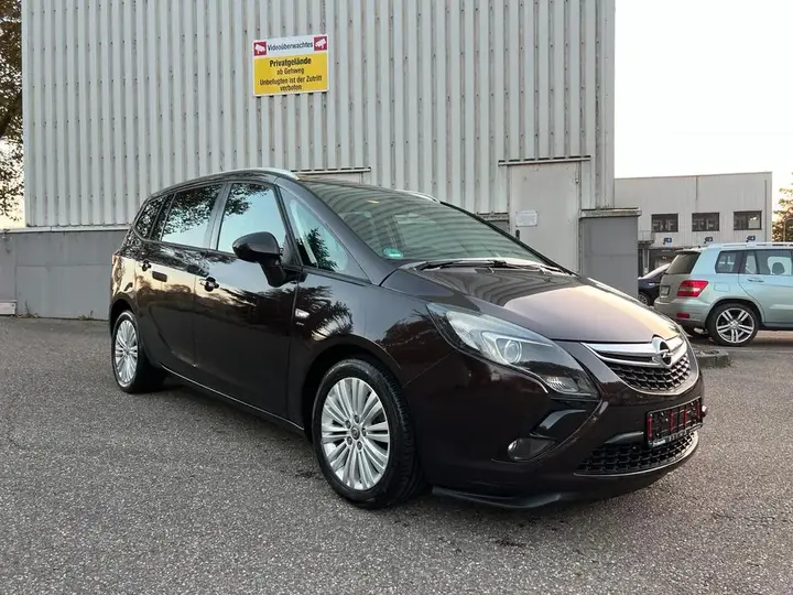 Opel Zafira Tourer